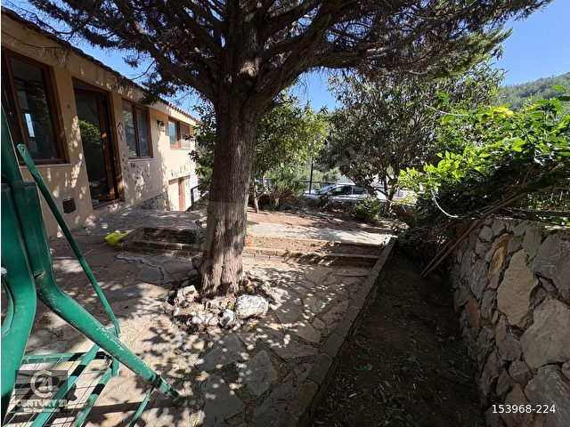 Müstakil 2 Ayrı Tapu Satılık Bodrum Çamlıkta - Görsel 2