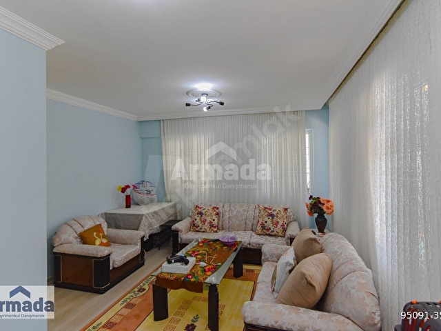 KUŞADASI MERKEZDE GENİŞ BAHÇELİ 3+1 GİRİŞ KATI DAİRE - Görsel 3