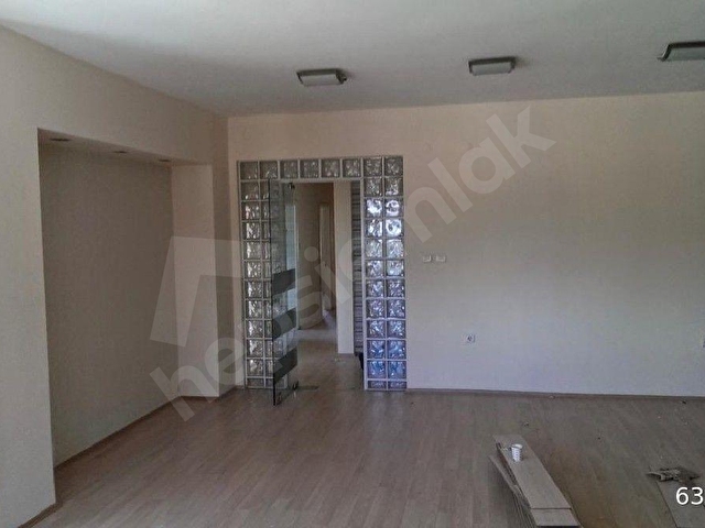 KİRALIK İŞYERİ METİNKASAPOĞLU CAD ÜZERİNDE 2NCİ KAT,YOLA CEPHELİ DAİRE - Görsel 2