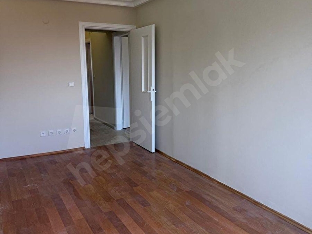 VALİKONAĞI CAD YENİLENMİŞ METROYA YAKIN MUAYENEHANEYE&OFİS 7.KAT - Görsel 14