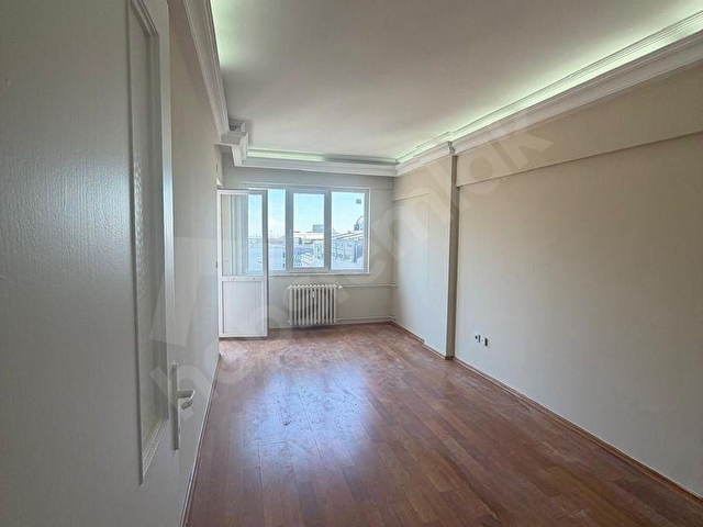 VALİKONAĞI CAD YENİLENMİŞ METROYA YAKIN MUAYENEHANEYE&OFİS 7.KAT - Görsel 13