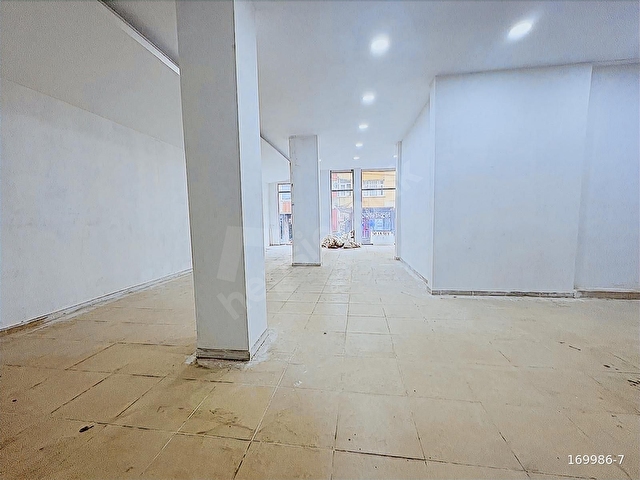ELİT EMLAKTAN KİRALIK YÜKSEK GİRİŞ DÜKKAN - Görsel 13