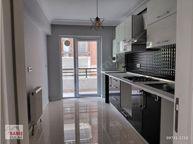 BARIŞ EMLAKTAN ANITTEPE BİTİŞTİREN CADDESİNDE 2+1, KATTA,KOMBİLİ - Görsel 13