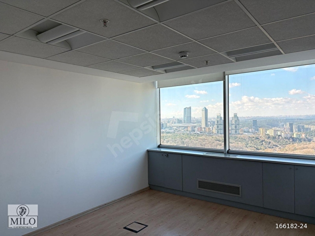 MASLAK METRO ÇIKIŞI 900 M2 FULL DEKORASYONLU TAM KAT OFİS - Görsel 26