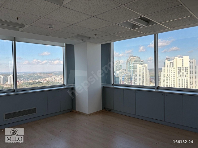 MASLAK METRO ÇIKIŞI 900 M2 FULL DEKORASYONLU TAM KAT OFİS - Görsel 28