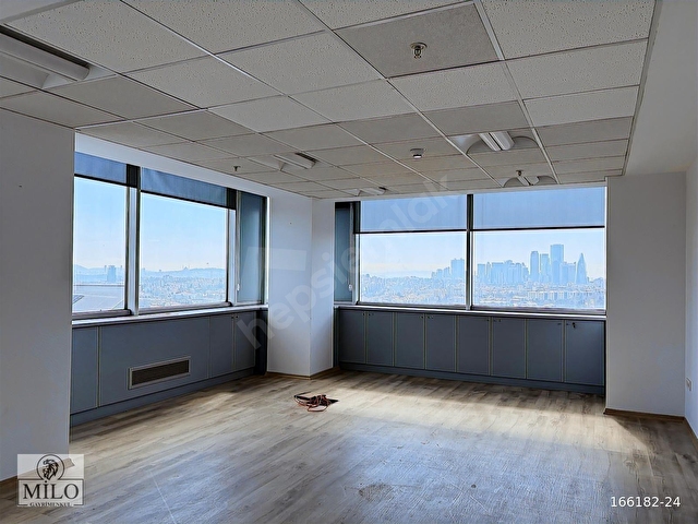 MASLAK METRO ÇIKIŞI 900 M2 FULL DEKORASYONLU TAM KAT OFİS - Görsel 19