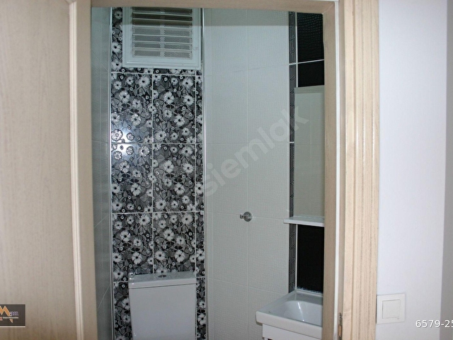 EDREMİT MERKEZDE.  KİRALIK  3.KAT GENİŞ  DAİRE - Görsel 20
