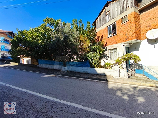 REMAX NATURALDEN ŞEHİTLER MAHALLESİNDE ÜÇ KATLI KOMPLE BİNA - Görsel 7