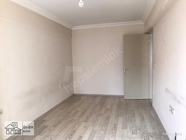 FİYAT DÜŞTÜ! ÖZ ELİT EMLAKTAN MURADİYE MAH. SATILIK 2+1 ARA KAT, ASANSÖRLÜ DAİRE 3.500.000 TL. - Görsel 9