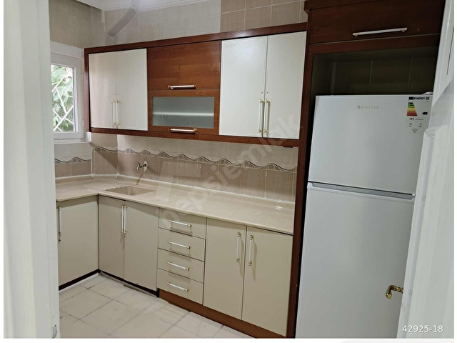 KAVAKLIK PARKI YANINDA KİRALIK MUTFAK AYRI 2+0 EŞYALI DAİRE