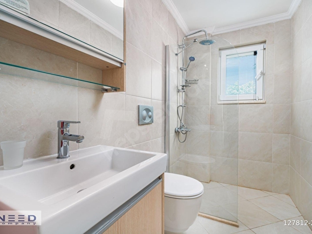 Kalkan Merkezde - Çağdaş Tasarımlı 5 Yatak Odalı Villa - Görsel 8