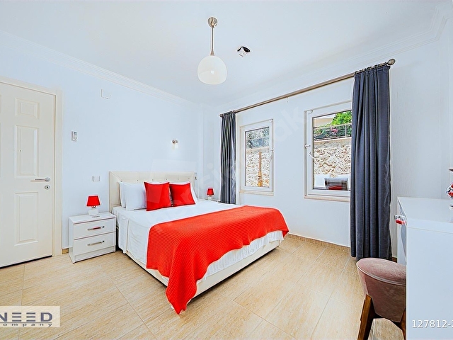 Kalkan Merkezde - Çağdaş Tasarımlı 5 Yatak Odalı Villa - Görsel 7