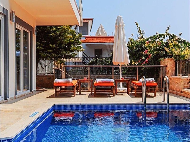 Kalkan Merkezde - Çağdaş Tasarımlı 5 Yatak Odalı Villa - Görsel 30