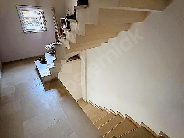 YAVUZ SELİM MAHALLESİNDE 265 M2 ARSA İÇERİSİNDE MÜSTAKİL EV - Görsel 8