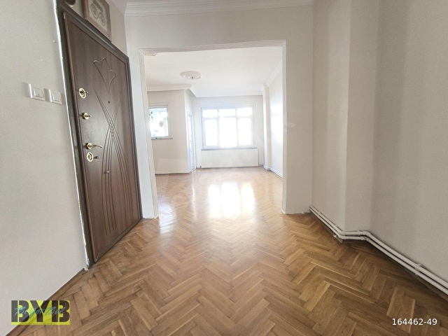 KAĞITHANE CADDEYE YAKIN ARAKAT BALKONLU SATILIK 1,5+1 DAİRE - Görsel 8