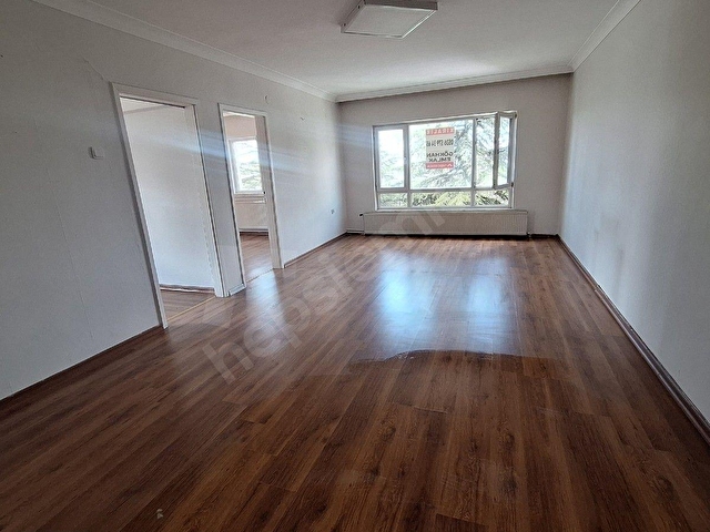 BEŞTEPE MERHALE SOKAKTA 3+1 2 KAT ÖN KOMBİLİ BAKIMLI TEMİZ DAİRE