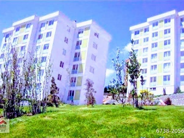Çamlık Mhsinde Minitolia Sitesinde Önü Açık Ara Kat 2+1 Daire - Görsel 2
