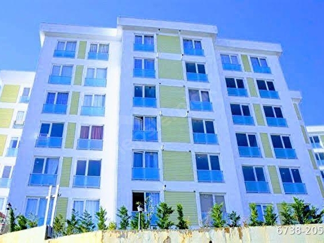Çamlık Mhsinde Minitolia Sitesinde Önü Açık Ara Kat 2+1 Daire