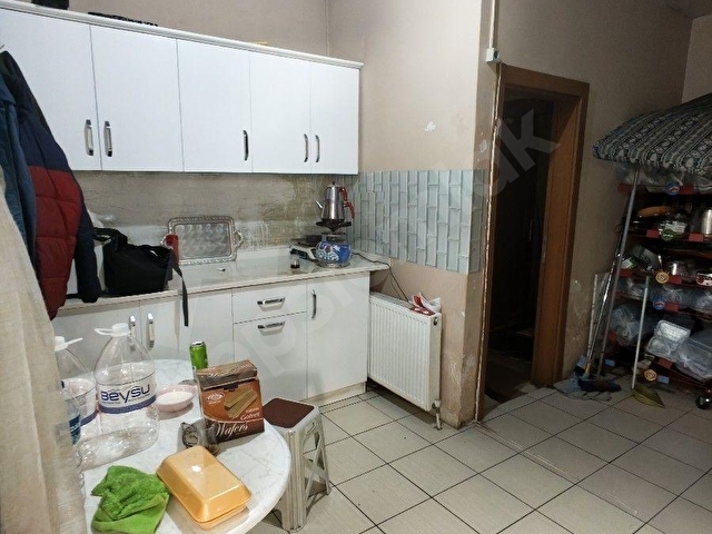 FETİH CADDESİNDE DEVREN SATILIK MARKET ŞARKÜTERİ - Görsel 19