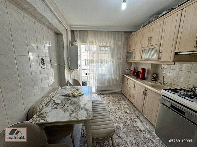 GARANTİ EMLAKTAN SATILIK GÜNEŞEVLERDE 3+1 DAİRE - Görsel 7