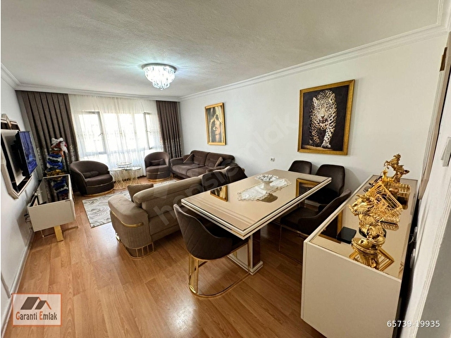 GARANTİ EMLAKTAN SATILIK GÜNEŞEVLERDE 3+1 DAİRE