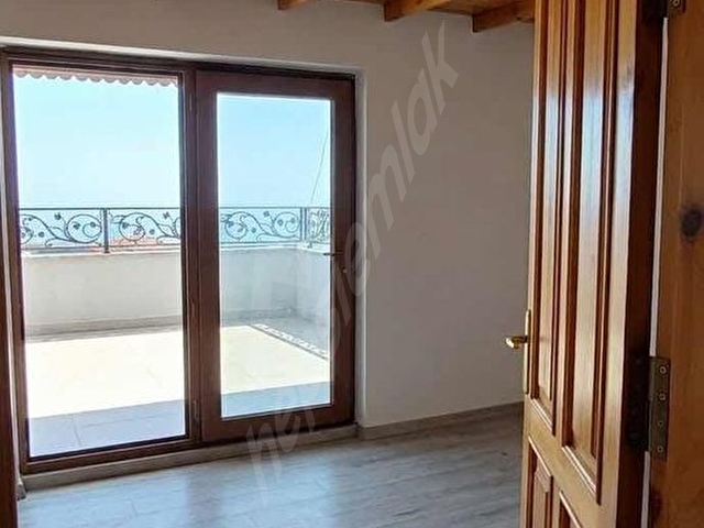 Gemlik Karacaalide Deniz Manzaralı Satılık 6+3 Tripleks - Görsel 27