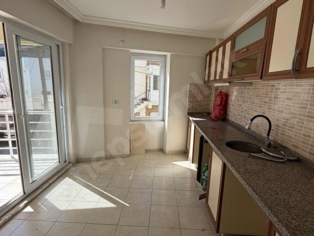 Milas Güllük Mah. Site İçerisinde Deniz Manzaralı 2+1 Daire ! - Görsel 7