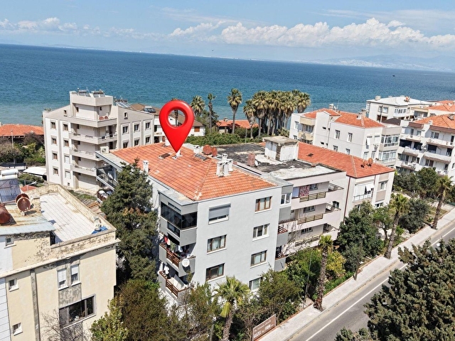 Güzelbahçe Siteler de Denize 50 m Mesafede Satılık Daire