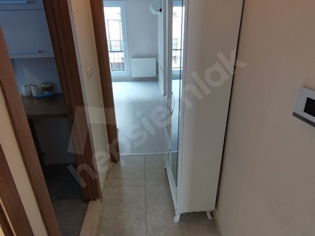 9 EYLÜL EMLAK ŞEMİKLER MERKEZDE ARA KAT BALKONLU 1+1 KİRALİK DAİRE - Görsel 7