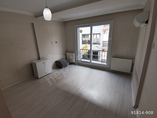 9 EYLÜL EMLAK ŞEMİKLER MERKEZDE ARA KAT BALKONLU 1+1 KİRALİK DAİRE - Görsel 8