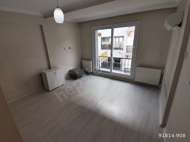 9 EYLÜL EMLAK ŞEMİKLER MERKEZDE ARA KAT BALKONLU 1+1 KİRALİK DAİRE - Görsel 11