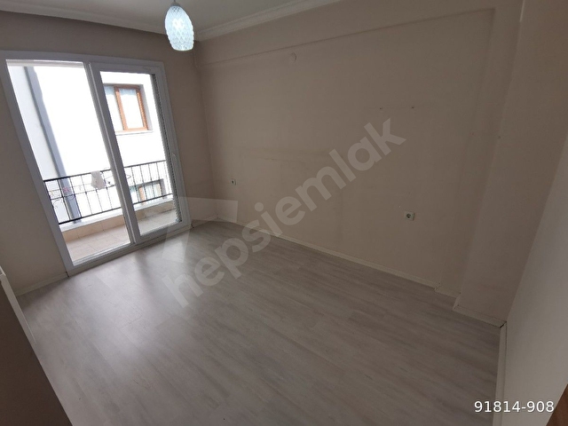 9 EYLÜL EMLAK ŞEMİKLER MERKEZDE ARA KAT BALKONLU 1+1 KİRALİK DAİRE - Görsel 21