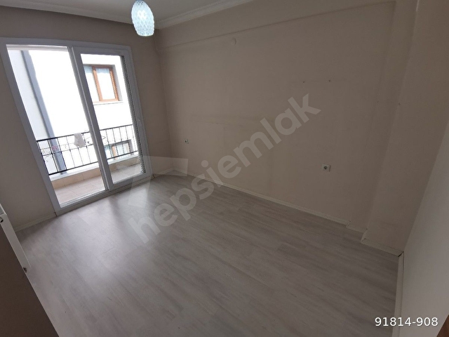 9 EYLÜL EMLAK ŞEMİKLER MERKEZDE ARA KAT BALKONLU 1+1 KİRALİK DAİRE - Görsel 22
