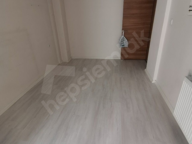 9 EYLÜL EMLAK ŞEMİKLER MERKEZDE ARA KAT BALKONLU 1+1 KİRALİK DAİRE - Görsel 28