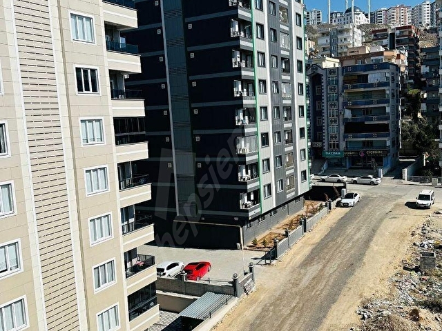 Kadir Sçaklıdan 2+1 sıfır daire ara kat narlıkuyu - Görsel 13