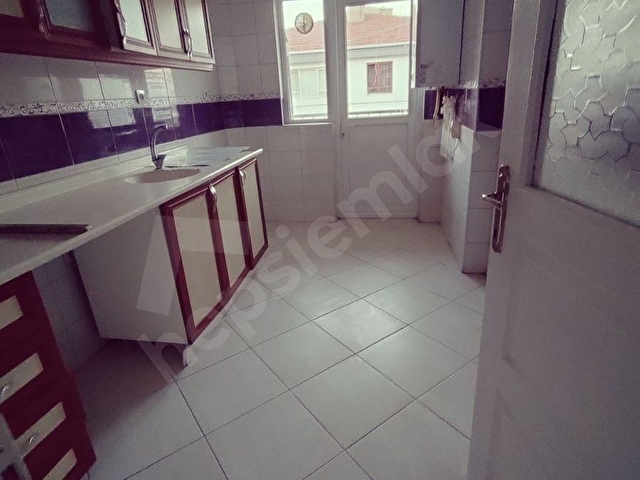 CENGİZHANDA 3.KAT 3+1 KOMBİLİ  DAİRE,NATO CADDEYE YAKIN. - Görsel 3