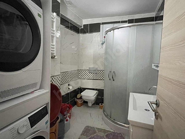 METROBÜSE YAKIN 3+1 FERAH DAİRE - Görsel 8