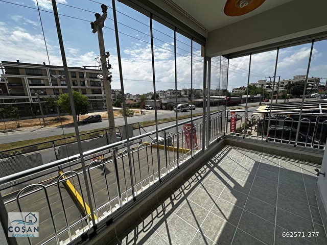 SÜTÇÜLER CADDESİ ÜZERİNDE CAM BALKONLU 3+1 DAİRE