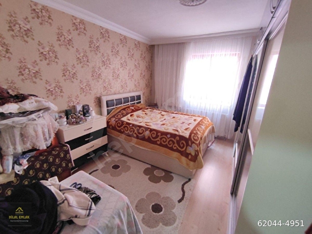 HİLALDEN KARAPÜRÇEKTE 4+1 ARA KAT ASANSÖRLÜ EYÜP CAMİ MEVKİ ÇİFT BANYOLU - Görsel 24
