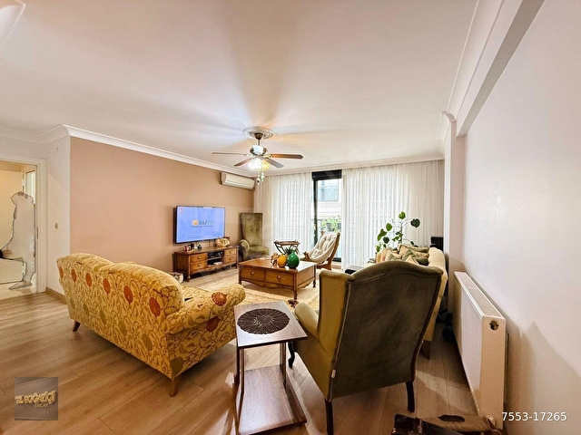 SUADİYEDE AZ KATLI BUTİK BİNADA E.BANYOLU, BALKONLU 130m2 3+1 DAİRE - Görsel 2