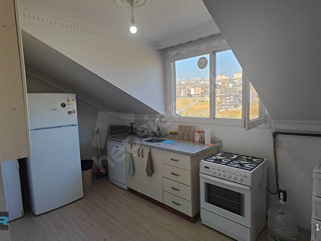 Kavaklı Yaşam Vadisinde Deniz Manzaralı Eşyalı Kiralık 2+1 - Görsel 11