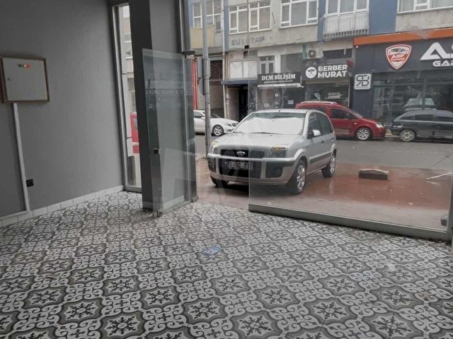İLKADIMDA ANADOLU HASTANESİ YANI SATILIK DÜKKÂN TAKASA AÇIK - Görsel 5