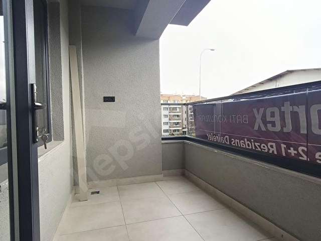 POLAT LİVEDAN FORTEX BATI KONUTLARINDA SATILIK 1+1 DAİRE - Görsel 6