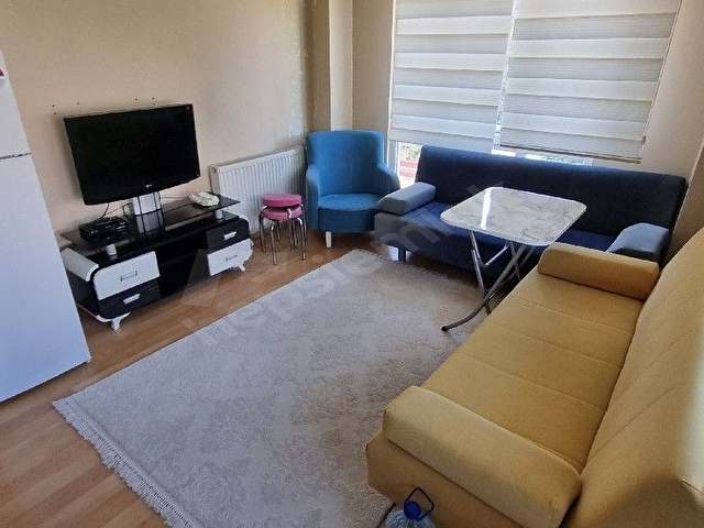 kiralık 1+1 full eşyalı daire ara kat - Görsel 7