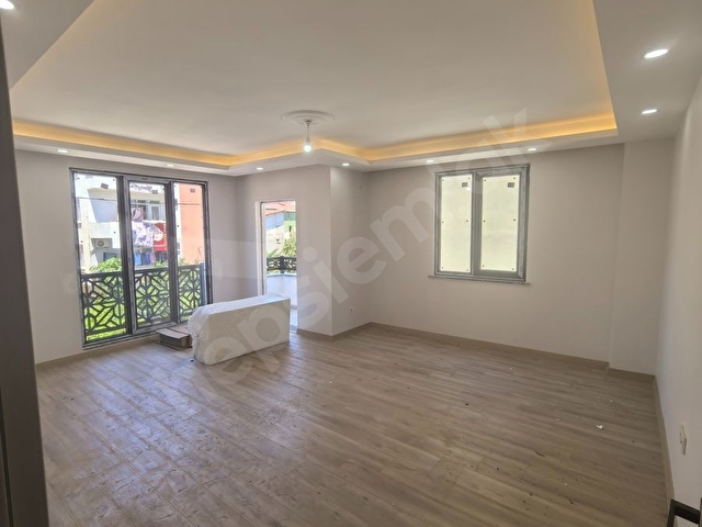 SANCAKTEPE ABDURRAHMANGAZİ MAHALLESİ 3+1 ARA KAT DAİRE - Görsel 8