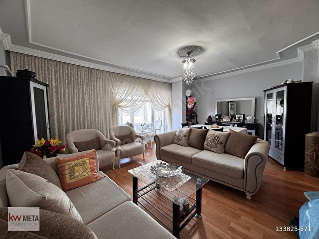 İSMETPAŞA MAH ATATÜRK CADDESİNDE 100 m2 3+1 SATILIK FIRSAT DAİRE
