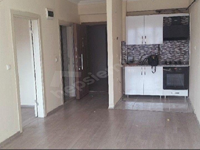 DUZCE MERKEZ SATILIK 1+1 ARA KAT DAİRE - Görsel 2