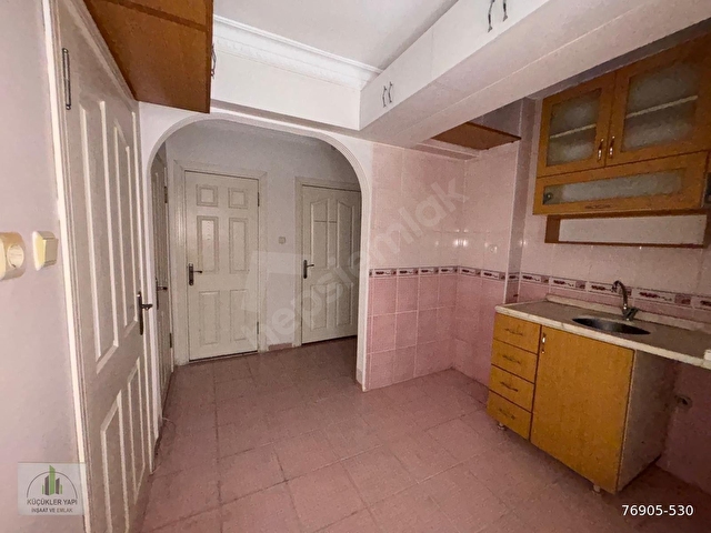 Esenler Fatih Mah. 80 m² 2+1 Balkonlu Y.Giriş Küçükler Yapıdan - Görsel 2