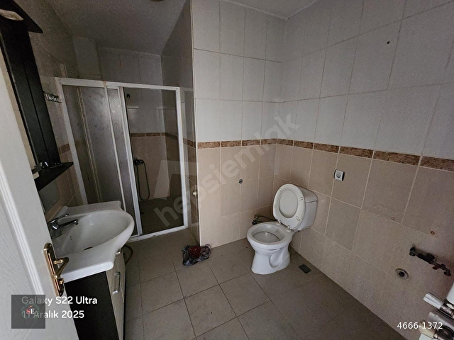 BAHÇELİEVLERDE SATILIK 4+1 DUBLEX TERASLI ,BOŞ,ÖN CEPHE,KOMBİLİ,DEPOLU, - Görsel 15