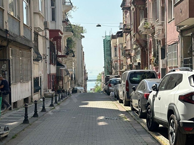 KADIKÖY YELDEĞİRMENİNDE DENİZ GÖREN KÖŞE KONUMLU 3+1 SATILIK DAİRE - Görsel 29